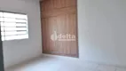 Foto 7 de Casa com 3 Quartos para alugar, 212m² em Nossa Senhora Aparecida, Uberlândia