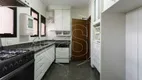 Foto 19 de Apartamento com 4 Quartos à venda, 235m² em Moema, São Paulo