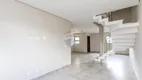 Foto 2 de Sobrado com 3 Quartos à venda, 130m² em Novo Mundo, Curitiba