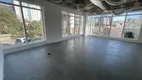 Foto 5 de Sala Comercial para alugar, 55m² em Três Figueiras, Porto Alegre