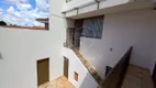 Foto 19 de Casa com 4 Quartos para alugar, 240m² em Champagnat, Londrina