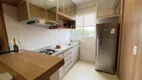 Foto 3 de Apartamento com 2 Quartos à venda, 48m² em Santa Mônica, Uberlândia