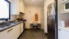 Foto 10 de Apartamento com 3 Quartos à venda, 240m² em Higienópolis, São Paulo