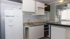 Foto 8 de Apartamento com 2 Quartos à venda, 52m² em Jardim Carvalho, Porto Alegre