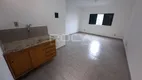 Foto 2 de Kitnet com 1 Quarto para venda ou aluguel, 20m² em Jardim Lutfalla, São Carlos