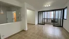 Foto 2 de Apartamento com 3 Quartos à venda, 140m² em Praia das Pitangueiras, Guarujá