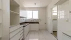 Foto 12 de Apartamento com 3 Quartos para alugar, 130m² em Higienópolis, São Paulo