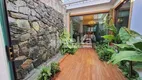 Foto 10 de Casa com 3 Quartos à venda, 230m² em Tabajaras, Uberlândia