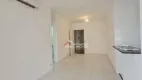 Foto 2 de Apartamento com 2 Quartos para alugar, 64m² em Marapé, Santos