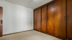 Foto 13 de Casa com 4 Quartos para venda ou aluguel, 280m² em Três Figueiras, Porto Alegre