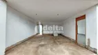 Foto 11 de Casa com 3 Quartos à venda, 220m² em Tubalina, Uberlândia