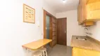 Foto 8 de Apartamento com 2 Quartos para alugar, 60m² em Moinhos de Vento, Porto Alegre