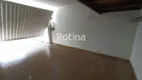 Foto 3 de Casa com 3 Quartos para alugar, 200m² em Saraiva, Uberlândia