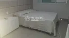 Foto 8 de Casa de Condomínio com 3 Quartos à venda, 210m² em Umuarama, Uberlândia