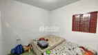 Foto 5 de Casa com 2 Quartos à venda, 75m² em Alto Umuarama, Uberlândia