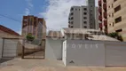 Foto 11 de Casa com 2 Quartos para alugar, 80m² em Martins, Uberlândia