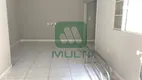 Foto 3 de Casa com 2 Quartos para alugar, 80m² em Fundinho, Uberlândia