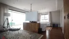 Foto 3 de Apartamento com 3 Quartos à venda, 214m² em Higienópolis, São Paulo