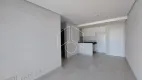 Foto 3 de Apartamento com 3 Quartos para alugar, 12m² em Barbosa, Marília