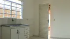Foto 6 de Casa com 2 Quartos à venda, 49m² em Jardim Colúmbia D, Londrina