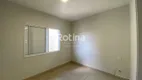 Foto 12 de Apartamento com 3 Quartos para alugar, 77m² em Laranjeiras, Uberlândia