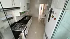 Foto 5 de Apartamento com 3 Quartos à venda, 122m² em Pitangueiras, Guarujá