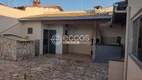 Foto 2 de Casa com 3 Quartos à venda, 128m² em Cidade Jardim, Uberlândia