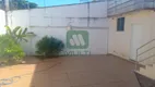 Foto 10 de Apartamento com 2 Quartos para alugar, 40m² em Jardim Indaia, Uberlândia