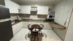 Foto 3 de Casa com 3 Quartos para alugar, 158m² em Brasil, Uberlândia