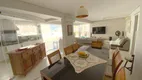 Foto 8 de Apartamento com 4 Quartos à venda, 240m² em Praia das Pitangueiras, Guarujá