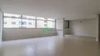 Foto 5 de Apartamento com 3 Quartos à venda, 235m² em Higienópolis, São Paulo