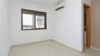 Foto 18 de Apartamento com 3 Quartos à venda, 78m² em Passo da Areia, Porto Alegre