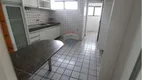 Foto 8 de Apartamento com 4 Quartos à venda, 140m² em Tamarineira, Recife