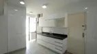 Foto 4 de Apartamento com 4 Quartos à venda, 170m² em Copacabana, Rio de Janeiro