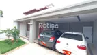 Foto 3 de Casa com 3 Quartos à venda, 182m² em Cidade Jardim, Uberlândia