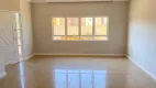 Foto 2 de Casa com 3 Quartos à venda, 200m² em Jardim Novo Sabará, Londrina