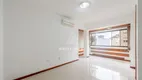 Foto 12 de Apartamento com 3 Quartos à venda, 105m² em Passo da Areia, Porto Alegre