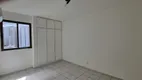 Foto 13 de Apartamento com 4 Quartos à venda, 218m² em Aflitos, Recife