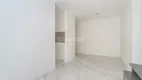 Foto 2 de Apartamento com 3 Quartos para alugar, 50m² em Humaitá, Porto Alegre