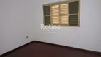 Foto 10 de Casa com 4 Quartos para alugar, 360m² em Tabajaras, Uberlândia