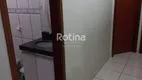 Foto 12 de Casa com 3 Quartos à venda, 85m² em Alto Umuarama, Uberlândia