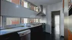 Foto 6 de Apartamento com 3 Quartos à venda, 240m² em Jardim Paulista, São Paulo