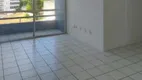 Foto 2 de Apartamento com 3 Quartos à venda, 75m² em Prado, Recife