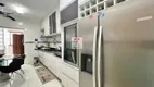 Foto 29 de Apartamento com 3 Quartos à venda, 176m² em Praia das Pitangueiras, Guarujá