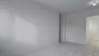 Foto 2 de Apartamento com 3 Quartos à venda, 75m² em Boa Viagem, Recife