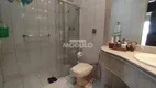 Foto 9 de Casa com 4 Quartos para alugar, 595m² em Cidade Jardim, Uberlândia