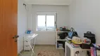 Foto 14 de Apartamento com 2 Quartos à venda, 52m² em Santana, Porto Alegre