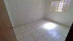 Foto 9 de Casa com 2 Quartos para alugar, 52m² em Vila Redenção, Goiânia