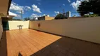 Foto 4 de Casa com 3 Quartos para alugar, 200m² em Guanabara, Londrina