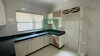 Foto 3 de Casa com 3 Quartos para alugar, 150m² em Alto Umuarama, Uberlândia